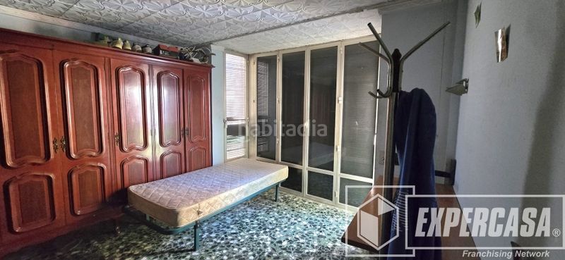 Foto bf4c0445-b45e-443a-bd98-c7a6cc85ea44. Edificio en Silla