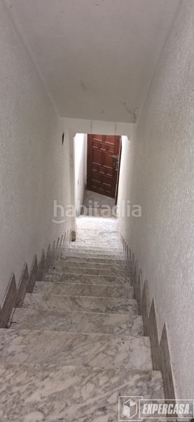 Foto c2dcfb6b-cb9f-432f-854f-34adb7c791ac. Edificio en Silla