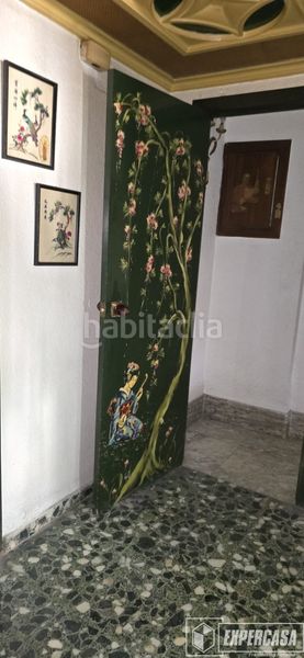Foto d609b48c-7afe-4537-8d7a-9db6b4a9f395. Edificio en Silla