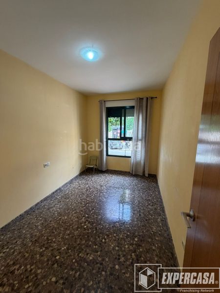 Foto 4f06a056-401e-477d-8170-4646e959b9ce. Lloguer apartament amb piscina a Silla