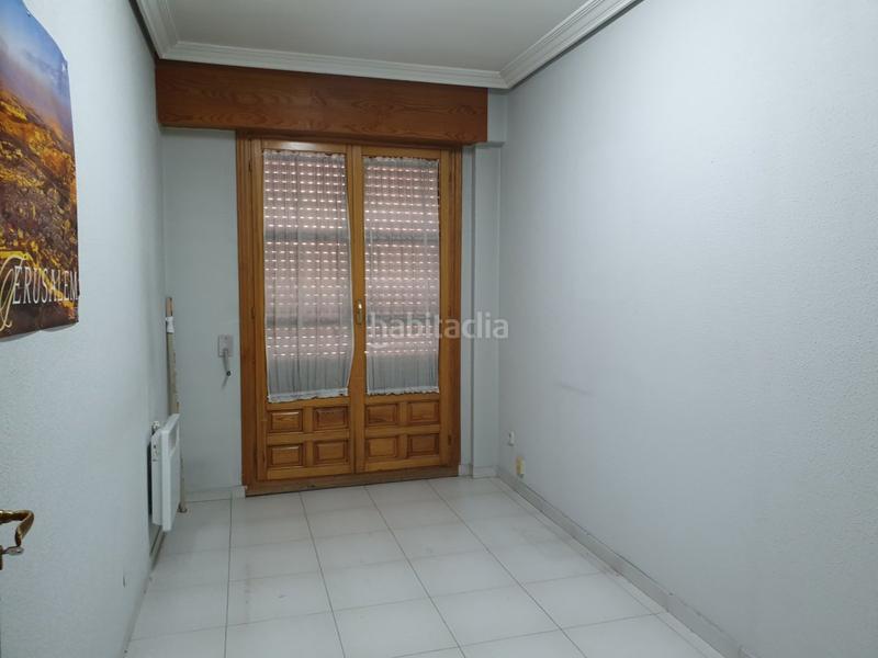 Foto f88786d6-f7eb-4eba-8243-4c6fee9152b0. Piso  mercado del val en Centro Valladolid