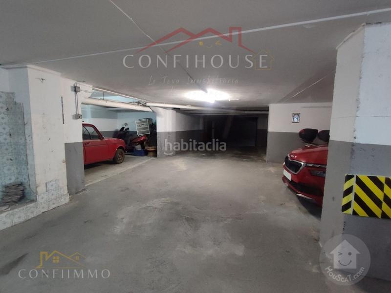Foto 08c3439f-fcd2-45c1-ac59-38af9cc204b8. Posto auto in Centre Blanes