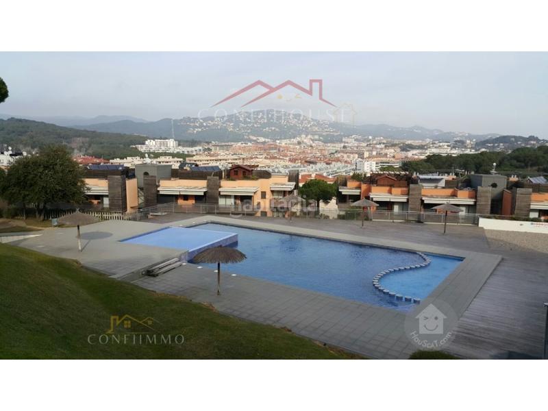 Foto 6e7d2475-9de1-43da-94c1-90da303a6879. Pis amb calefacció aparcament piscina a Santa Clotilde Lloret de Mar
