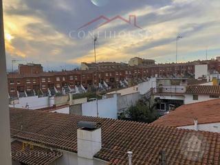 Pis  N/a. Espacioso piso en tordera, con vistas despejadas
