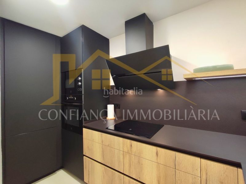 Foto 5061f5b4-208b-4a90-ad18-7d26c43ef5a1. Casa a Centre Blanes
