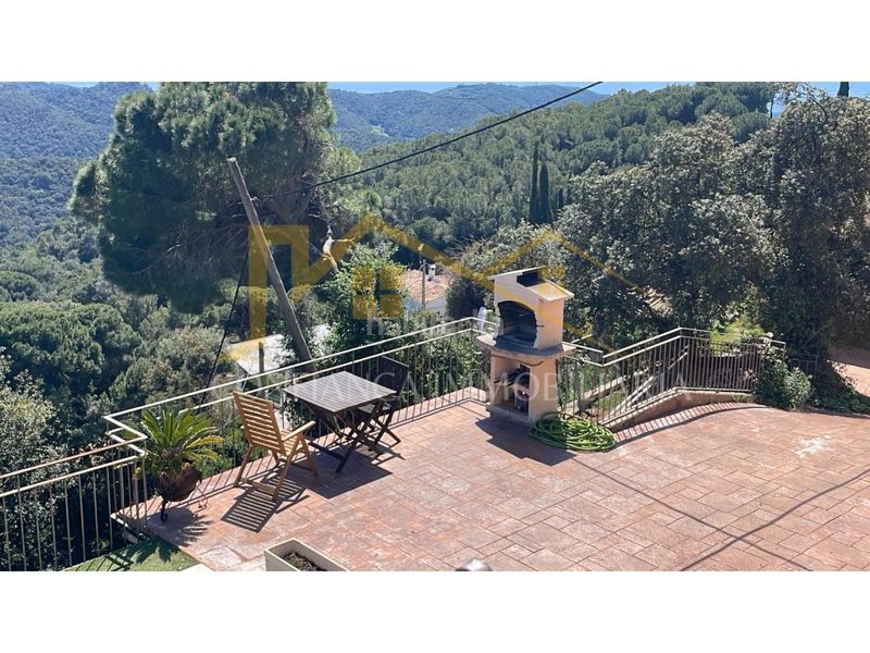 Foto 0f0948da-31f9-4148-96cd-e154cd12b085. Casa amb aparcament a Sant Cebrià de Vallalta