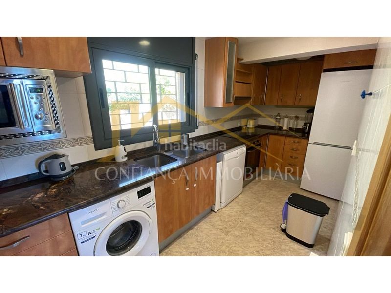 Foto 50a8b73e-1f73-4f2a-b27c-5ce57a360ad9. Casa amb aparcament a Sant Cebrià de Vallalta