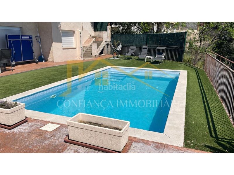 Foto 7989b0dd-f9d7-43b4-9a53-58f4fdd6092a. Casa amb aparcament a Sant Cebrià de Vallalta