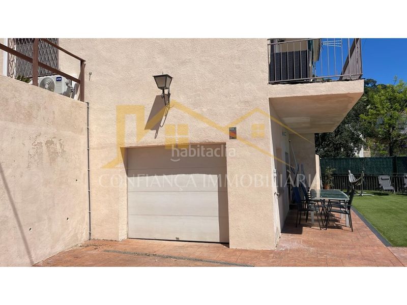 Foto cd5c6170-aef4-483f-98b6-ef93ab81fe41. Casa amb aparcament a Sant Cebrià de Vallalta