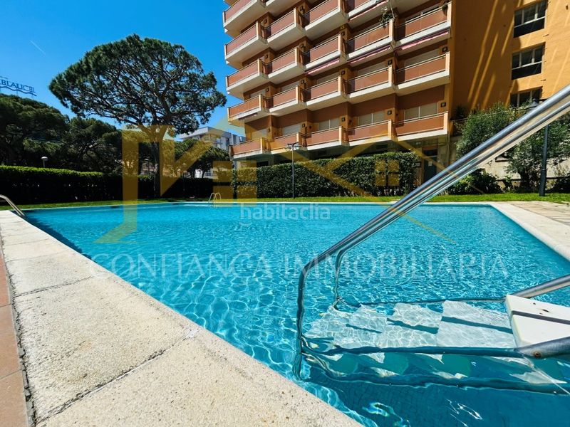 Foto b354b1af-4f99-4ada-a6eb-deda4fd06a04. Pis amb piscina a Els Pins Blanes