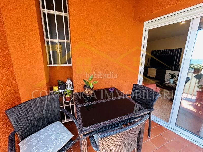 Foto 07854fae-eddb-486a-9979-0cab37955840. Pis a Els Pavos Blanes