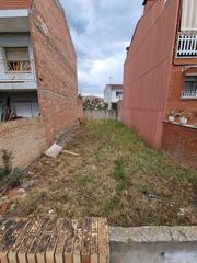 Finca rústica a Nucli Urbà. Terreno en venta en la plana.