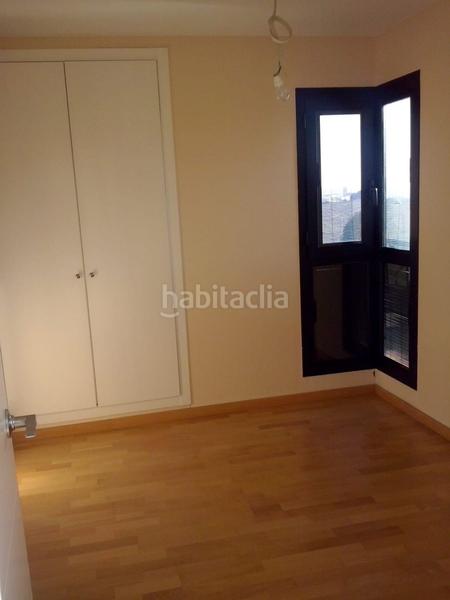 Foto 4c786645-28ec-4819-bc8f-21e0e63610f9. Affitto chalet con riscaldamento parcheggio in Sant Esteve Sesrovires