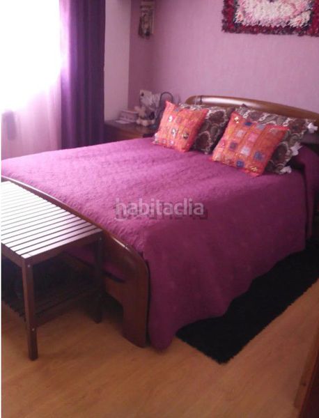 Foto 3d42aa74-9ca3-4a40-98e0-e697a6d51b5b. Chalet with heating in Sant Esteve Sesrovires