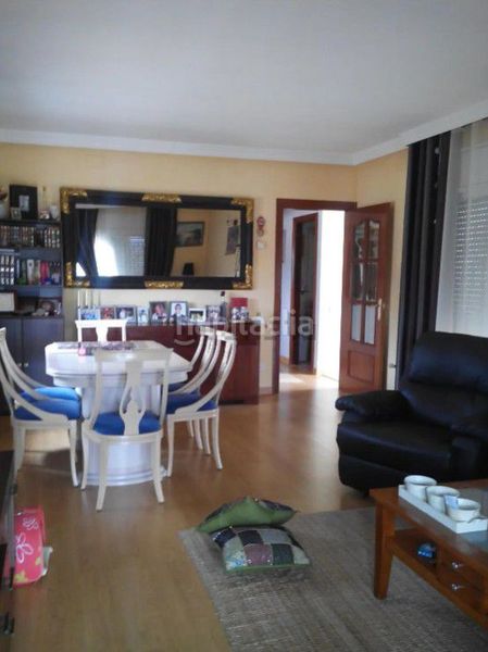 Foto 5b54b523-49d8-4a68-ba56-f9a6dd2461d7. Chalet with heating in Sant Esteve Sesrovires