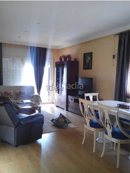 Foto 6f73610c-b9ad-48fc-a179-11527ba2af98. Chalet with heating in Sant Esteve Sesrovires