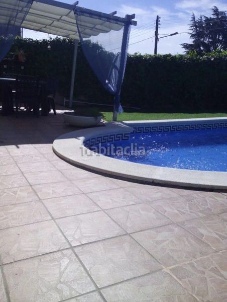 Foto fddef0c0-ab94-441b-9645-d2d1932d81c7. Chalet with heating in Sant Esteve Sesrovires