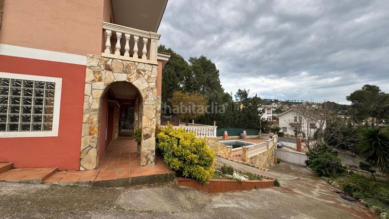 Foto bb65e9d5-6bd8-43e5-ba01-c07b58049a16. Xalet amb calefacció aparcament a Vallirana