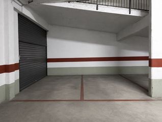 Aparcament cotxe  Barcelona. Garaje en venta en bonpreu.