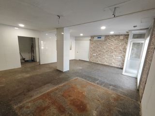 Local Comercial a Can Vinyals. Local com. en venta en esparreguera.