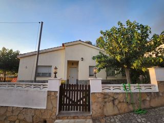 Chalet in Piera. Chalet en venta en can canals, 3 dormitorios.