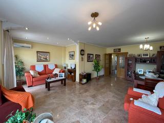 Appartement à Cehegín. Se vende elegante piso muy cerca del centro