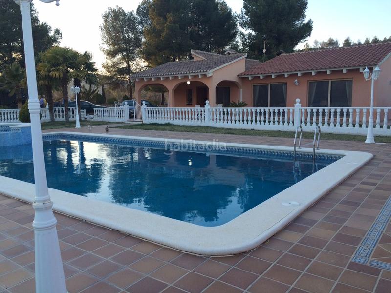 Foto 0e0e39b8-b3d0-41bd-b7e5-7b60ff99f5b5. Chalet en venta chalet de lujo con finca de oliveras en plena produccion, (murcia) en Bullas