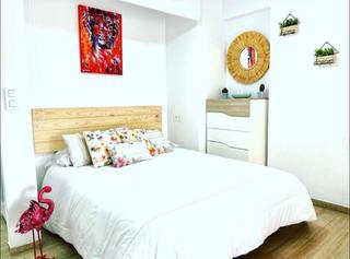 Miete Studiowohnung in Playa de las Gaviotas - El Pedrucho. Se alquila estudio con aire acc, dormitorio abierto, prácticamen
