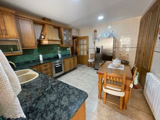 Casa  Calle begastri. En venta 2 viviendas + cocheras para varios vehiculos 7502 de ob