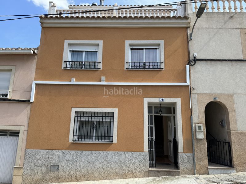 Foto fd0a884d-049d-4c4b-ab2f-2283c87b56b3. Casa a calle santa isabel 1 a Cehegín