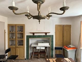 Maison à Calle yáñez espín 2. Se vende casa grande en el casco histórico con  muchas posibilid