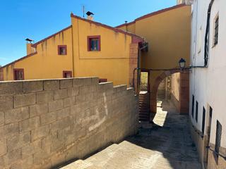 Casa a Plaza santo cristo 6. Se vende casa grande en el casco histórico con  muchas posibilid