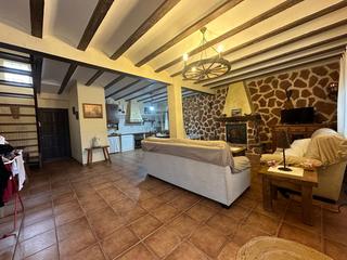 Chalet à Moratalla. **venta de encantador chalet independiente en campo de san juan,