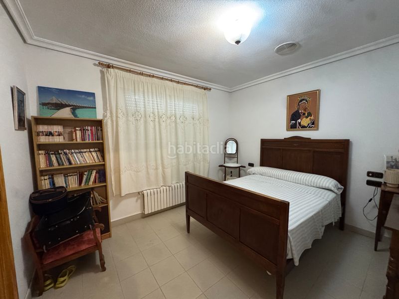 Foto 0b0a252a-a996-4016-aeff-e3cb7f73f797. Chalet with fireplace heating parking pool in Caravaca de la Cruz