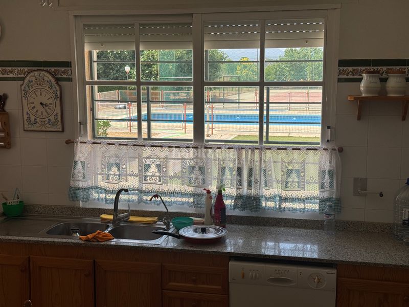 Foto fb1a873d-58c4-4ead-ac3a-5bd89301aba2. Chalet with fireplace heating parking pool in Caravaca de la Cruz