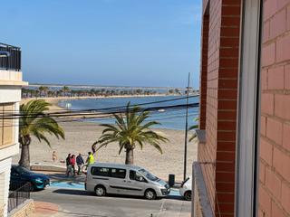 Apartament a Calle campoamor 81-77. En venta apartamento a tan solo 35 metros de la arena mar menor