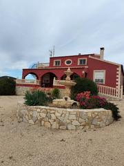 Xalet a Bullas. Se vende espectacular chalet de campo a 5 minutos del centro de
