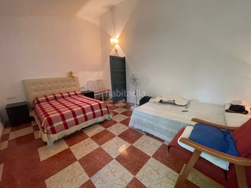 Foto a9aa1672-e2c2-4c3a-925f-9f22554c408c. Casa amb xemeneia a Cehegín