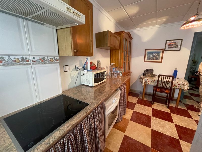 Foto d994e5d5-28a0-41c9-8a37-3d823dd86628. Casa amb xemeneia a Cehegín