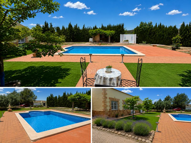 Foto 9bbbd446-3f6b-459e-bab2-26026d050edd. Xalet amb xemeneia aparcament piscina a Calasparra