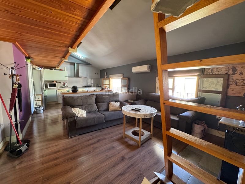Foto fa073a5c-ffc4-4a42-b576-a96db9f4e576. Apartament amb xemeneia calefacció a Cehegín