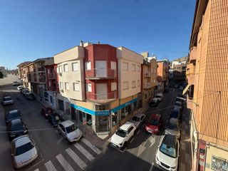 Flat  Avenida libertad. ?? ¡vive en pleno corazón de cehegín! piso luminoso