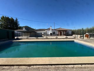 Lloguer Xalet a Cehegín. ?? ocasión en el noroeste — chalet con piscina privada
