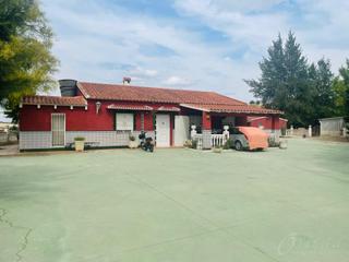 Chalet à Cehegín. Se vende casa de campo a tan solo 2 minutos del centro de cehegi