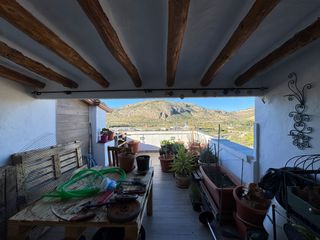 Casa en Cehegín. Descubre esta magnífica vivienda situada en una ubicación privil