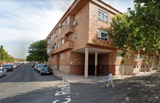 Aparcament cotxe a Calle río manzanares 2. Amplia plaza de garage en urbanización