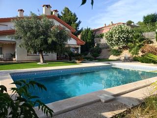 Chalet  N/a