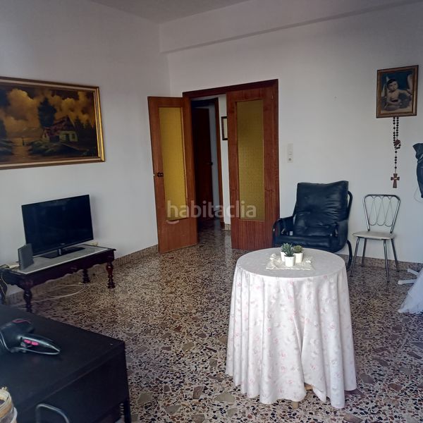 Foto 0eca6ab8-bba0-4ec3-bd42-f4fc4ff0c87f. Casa amb xemeneia a San Benito - Patiño Murcia