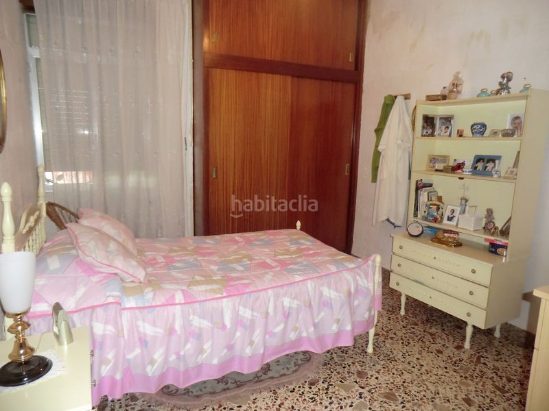 Foto 6d84d141-4b1b-4890-8607-50d0c570235b. Casa amb xemeneia a San Benito - Patiño Murcia