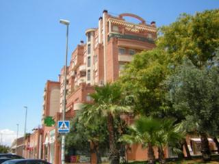 Location Appartement  Avenida de los rectores. Los rectores apartamento de 1 dorm amueblado con garaje.